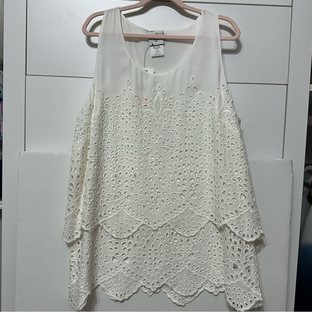 CAbi NWT Frolic Top 5723